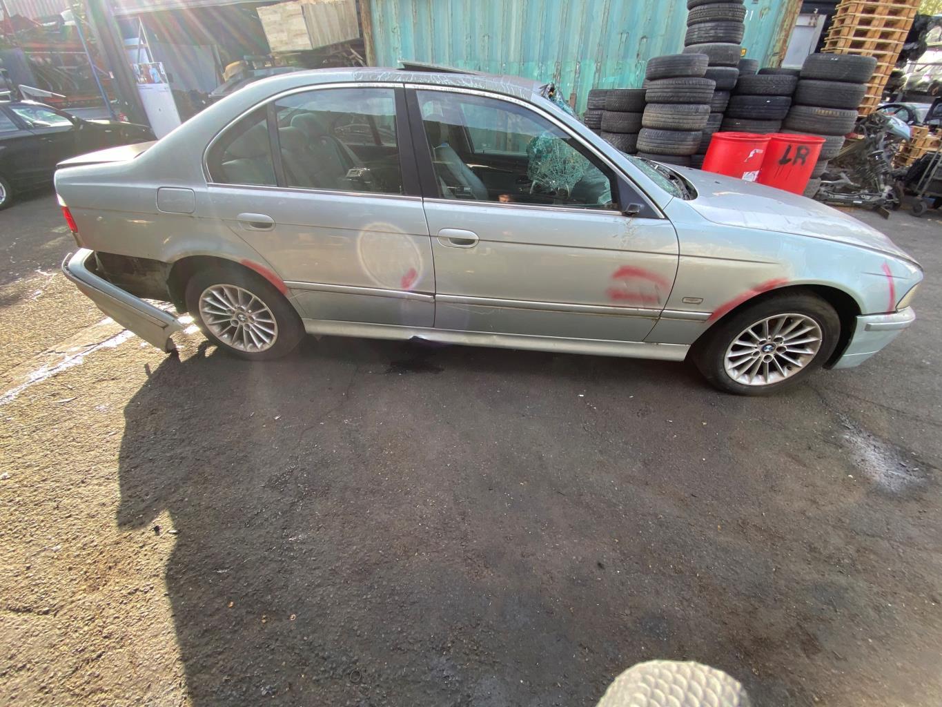 Fusee avant droit BMW SERIE 5 E39 PHASE 2 Diesel - 1