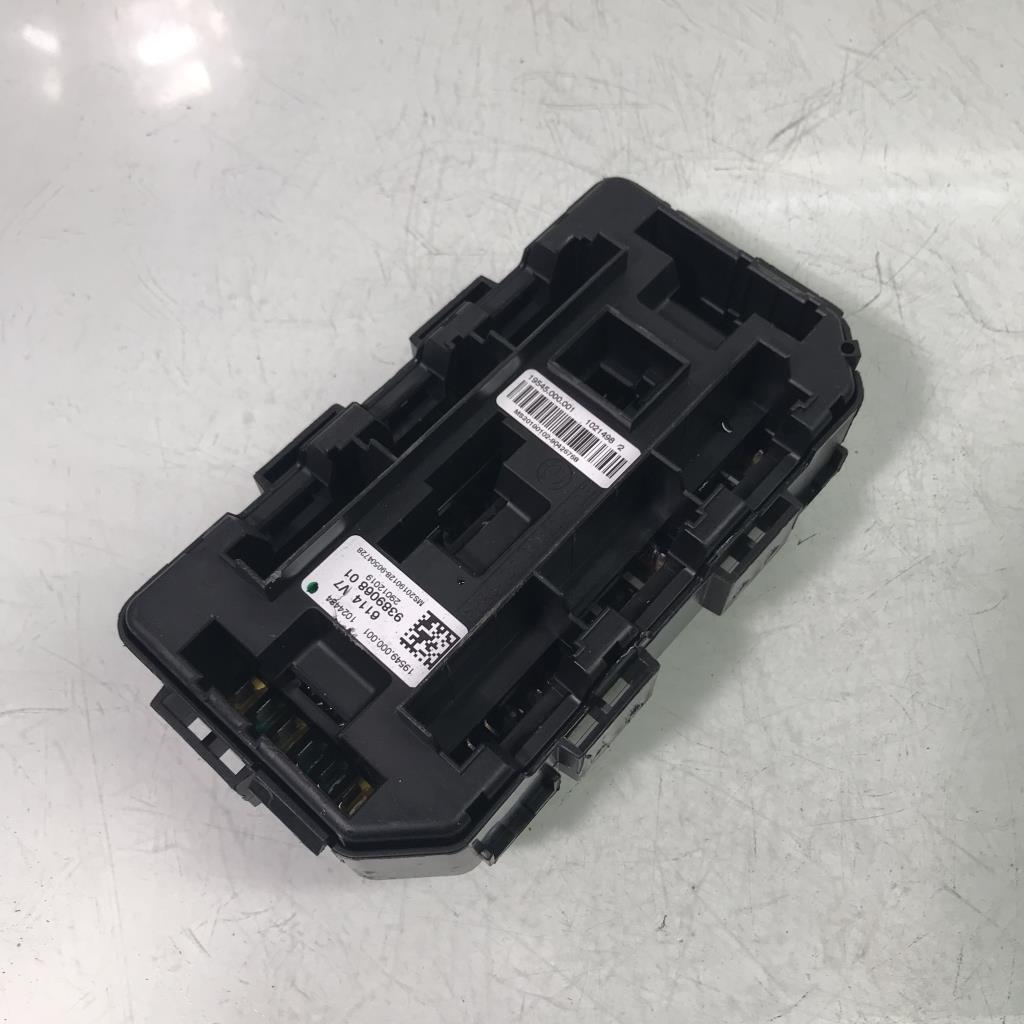 Portafusibili BMW SERIE 1 F21 PHASE 2  - 1