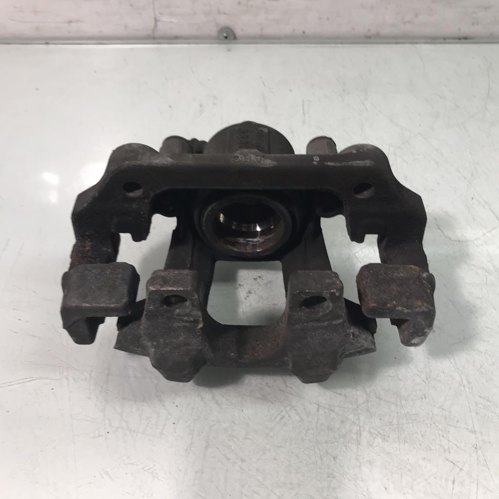 Pinza freni anteriore destra BMW SERIE 1 F21 PHASE 2 Diésel - 1