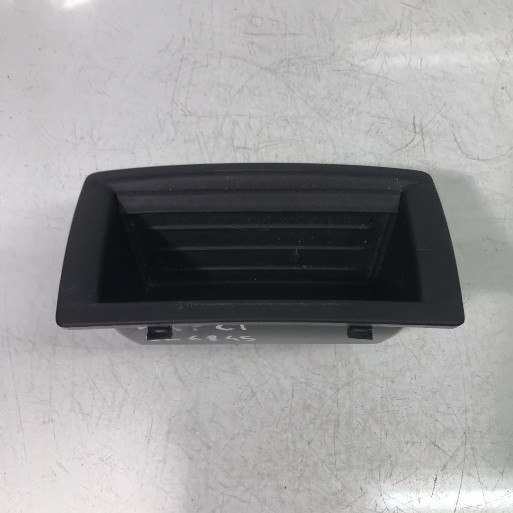 Consolle centrale (interno in plastica) BMW SERIE 1 F21 PHASE 2  - 1