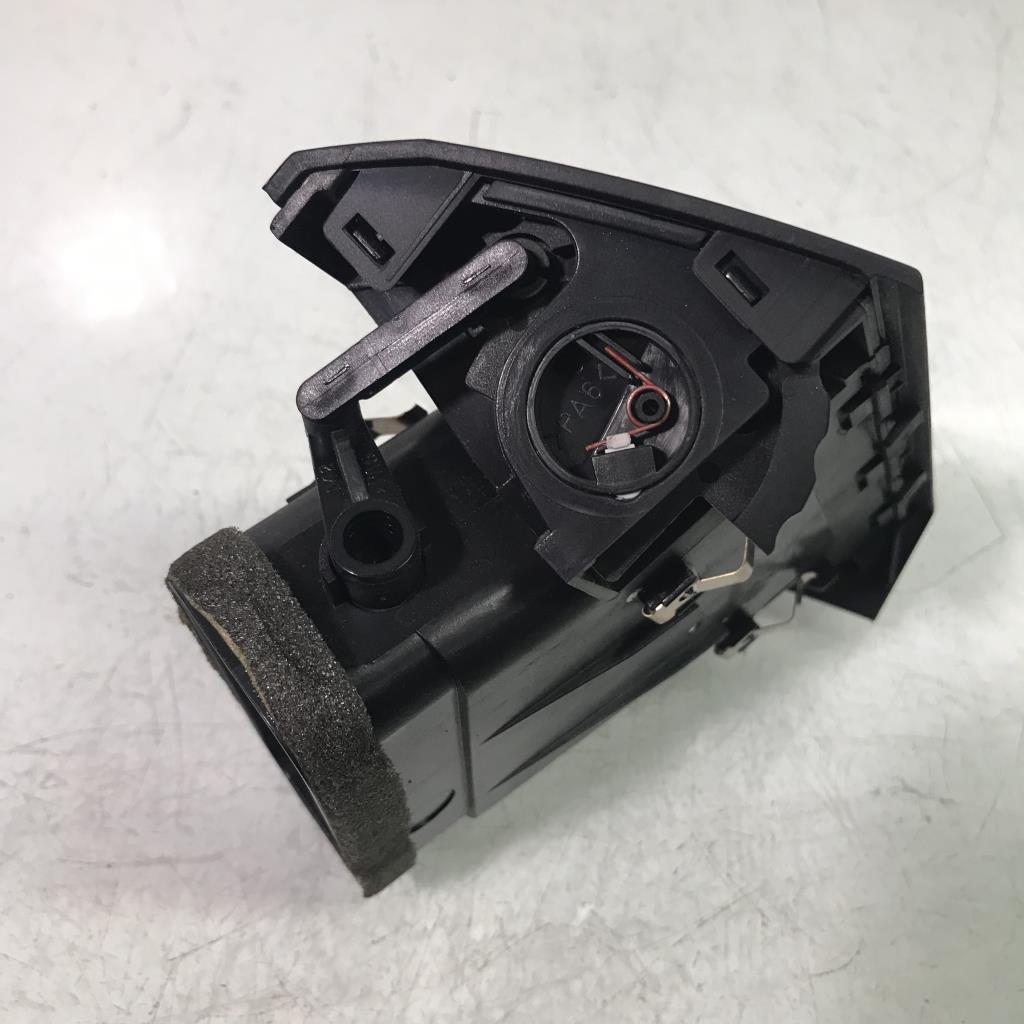 Bocchetta aerazione cruscotto anteriore destra BMW X3 E83 PHASE 1 Diésel - 1