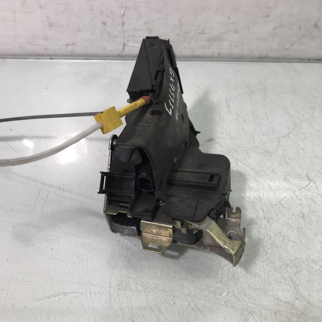 Serrure avant gauche BMW SERIE 5 E39 TOURING PHASE 1 BREAK  - 1