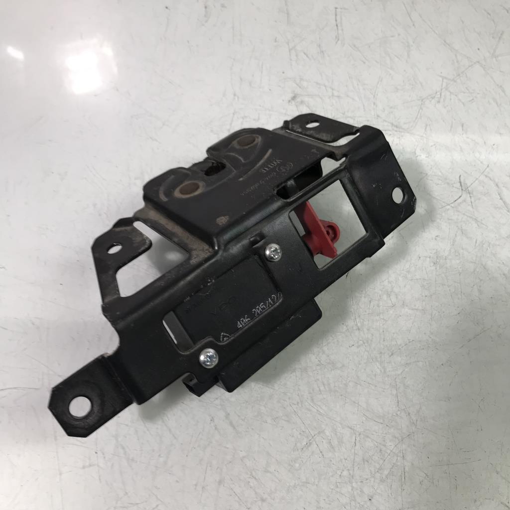 Serrure de coffre BMW X3 E83 PHASE 1 Diesel - 1