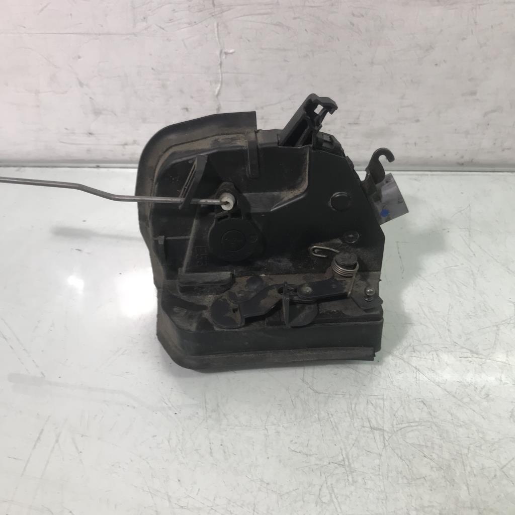 Serrure arriere droit BMW X5 E53  - 1
