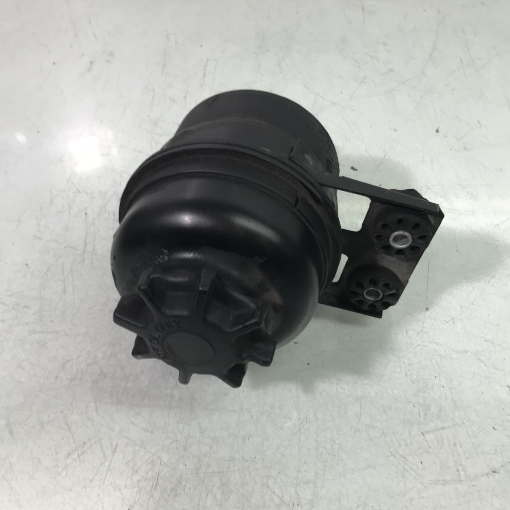 Reservoir BMW SERIE 1 E87 PHASE 1 Diesel - 1