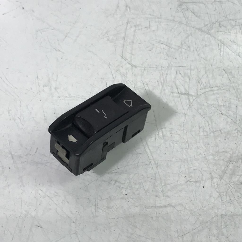 Bouton/Interrupteur BMW SERIE 3 E46 PHASE 1 Diesel - 1