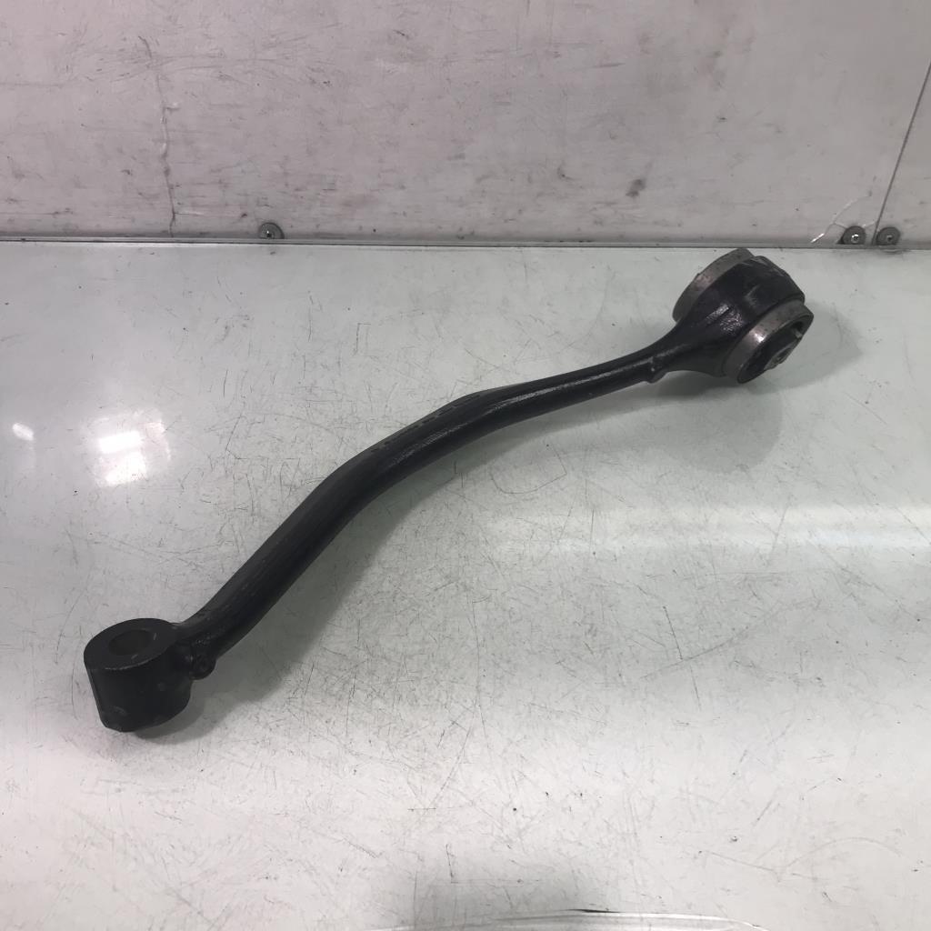 Braccio sospensione anteriore destro superiore BMW X3 E83 PHASE 2  - 1