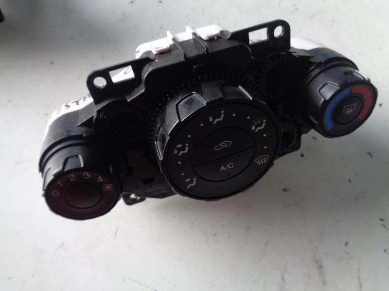 Commande chauffage FORD FIESTA 6 PHASE 1 Diesel - 1