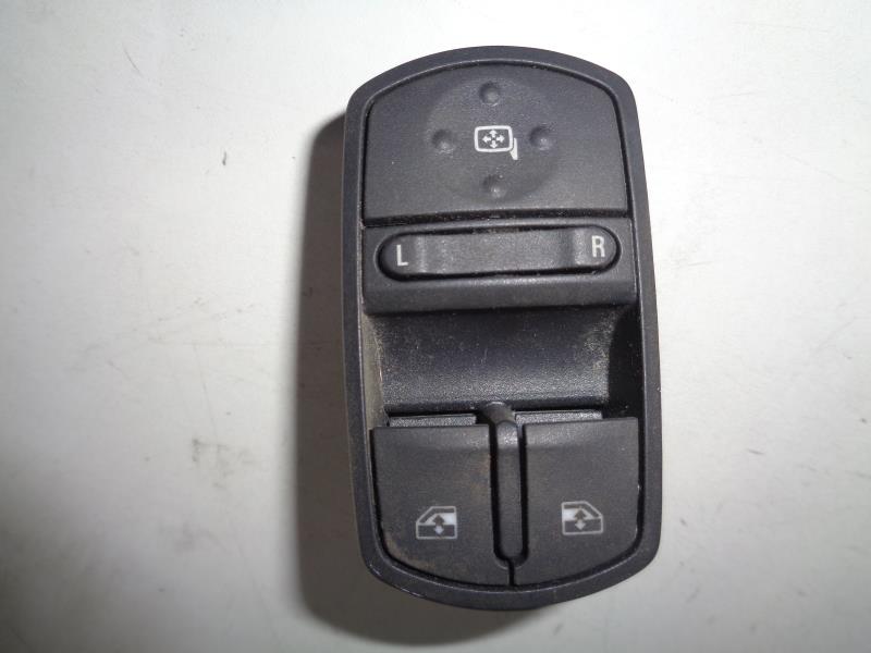 Interrupteur de leve vitre avant gauche OPEL CORSA D PHASE 2 Diesel - 1
