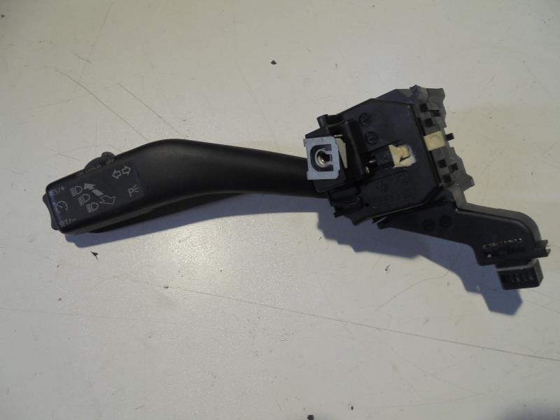 Commodo phare VOLKSWAGEN GOLF 6 Essence - 1