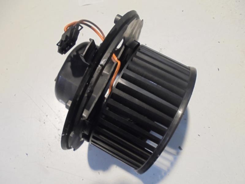 Ventilateur chauffage VOLKSWAGEN GOLF 6 Essence - 1