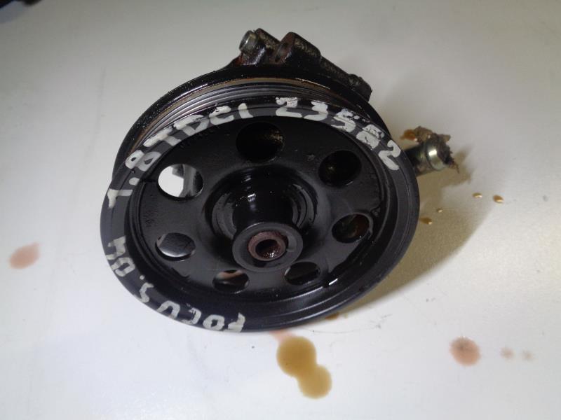 Pompe de direction FORD FOCUS 1 Diesel - 1