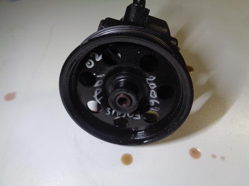 Pompe de direction FORD FOCUS 1 Diesel - 1