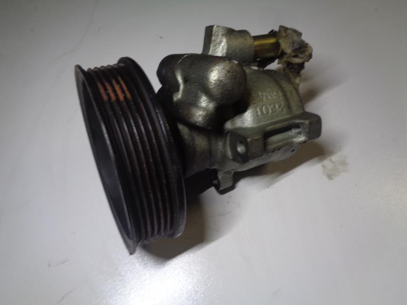 Pompe de direction VOLKSWAGEN POLO 3 PHASE 2 Essence - 1