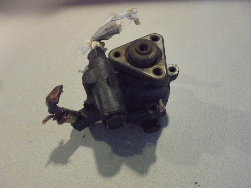 Pompe de direction FORD TRANSIT 2 PHASE 2 Diesel - 1