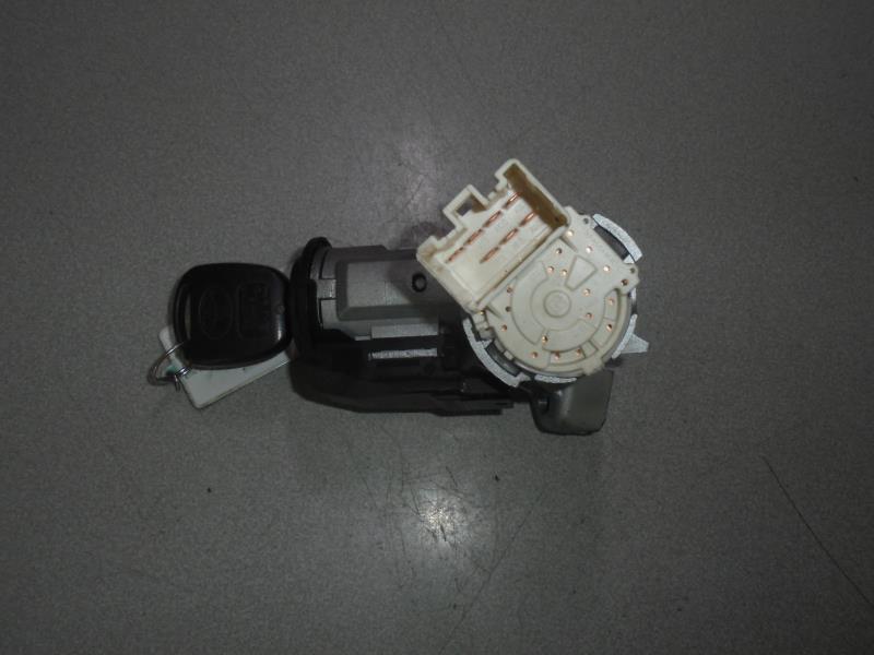 Neiman TOYOTA YARIS 2 PHASE 1 Essence - 1