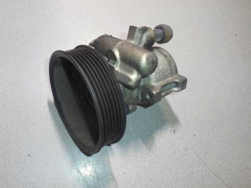 Pompe de direction VOLKSWAGEN POLO 3 PHASE 1 Essence - 1