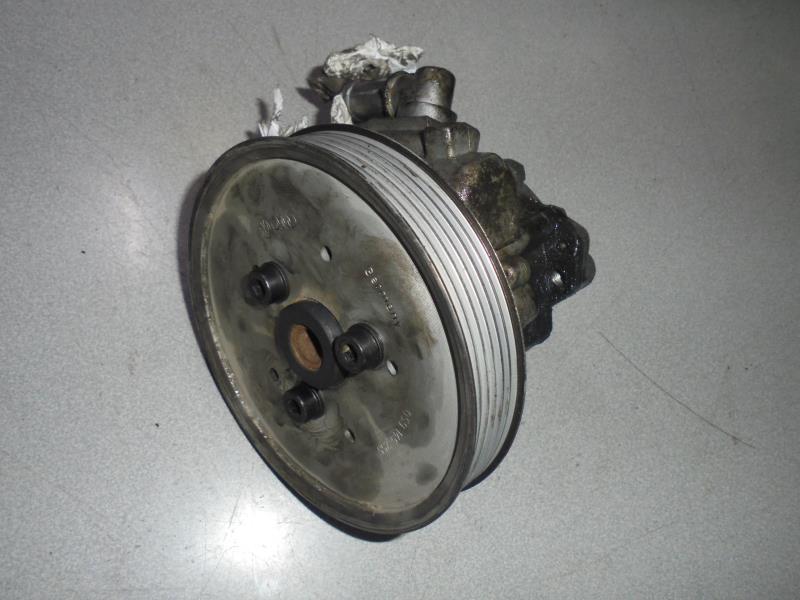 Pompe de direction AUDI A6 2 AVANT PHASE 2 BREAK Diesel - 1