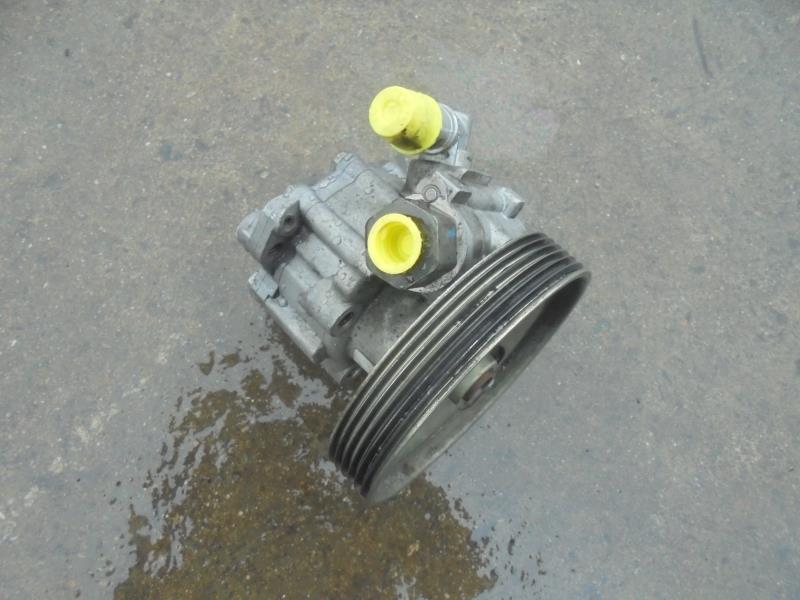 Pompe de direction PEUGEOT 807 Diesel - 1