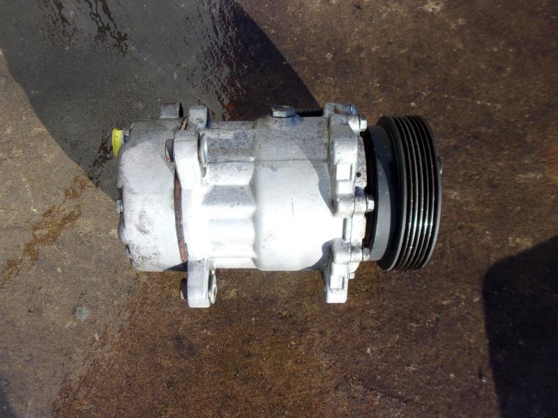 Compresseur clim AUDI A3 1 PHASE 2 Essence - 1