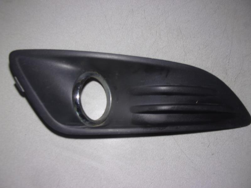 Enjoliveur de phare FORD FIESTA 6 PHASE 2 Diesel - 1