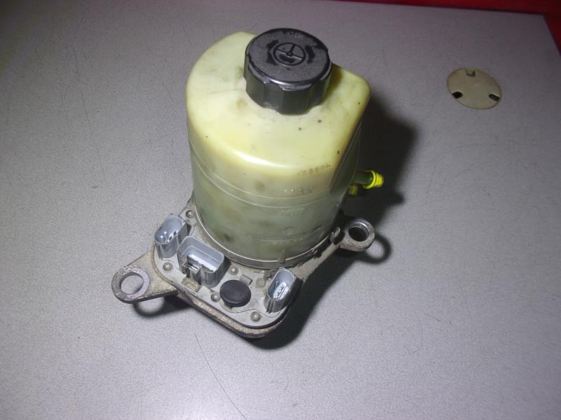 Pompe de direction FORD FOCUS 2 PHASE 1 Diesel - 1