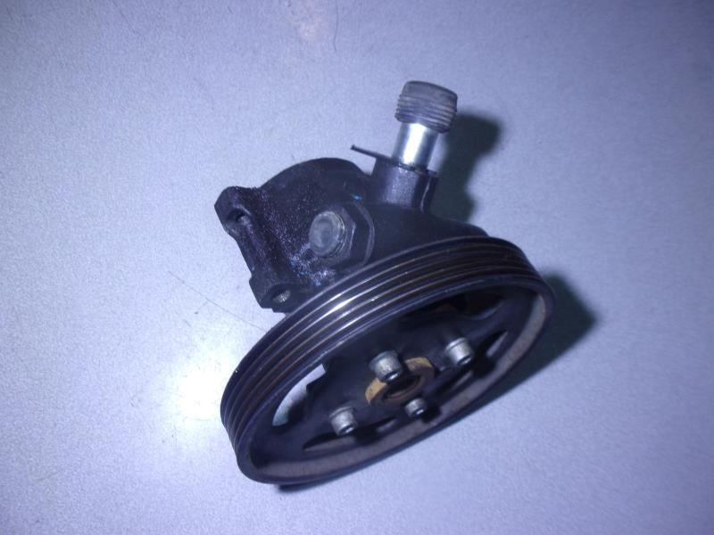 Pompe de direction PEUGEOT 306 PHASE 1 Essence - 1