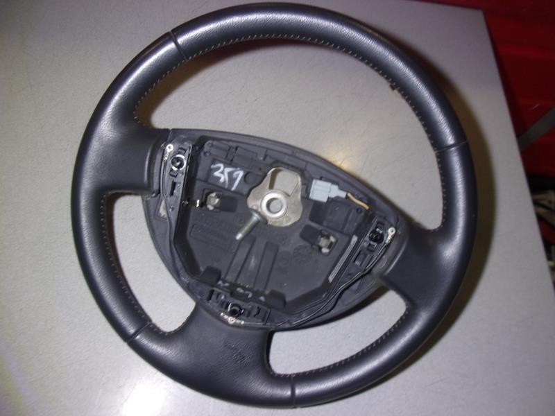 Volant RENAULT CLIO 2 CAMPUS PHASE 2 Essence - 1