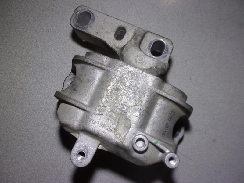 Support moteur droit VOLKSWAGEN EOS CABRIO PHASE 1 Essence - 1
