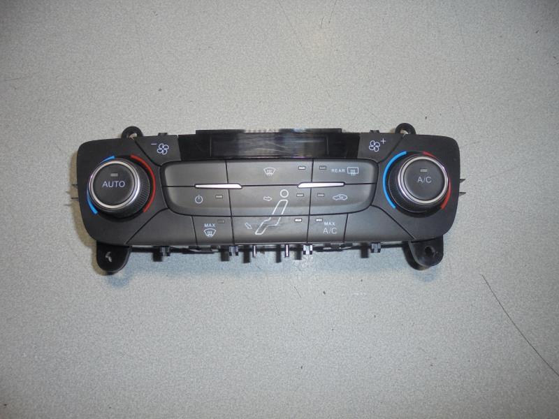 Commande chauffage FORD FOCUS 3 PHASE 2 Essence - 1