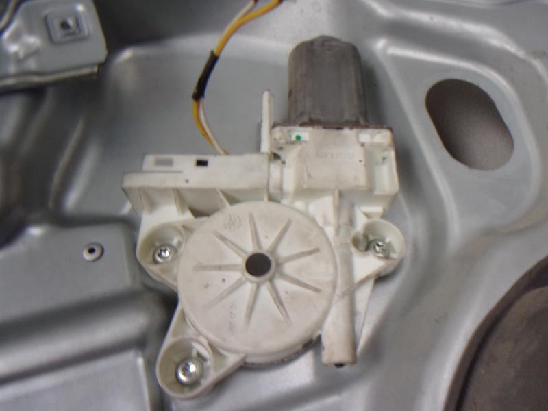 Leve vitre electrique avant gauche FORD C-MAX 1 PHASE 1 Diesel - 1