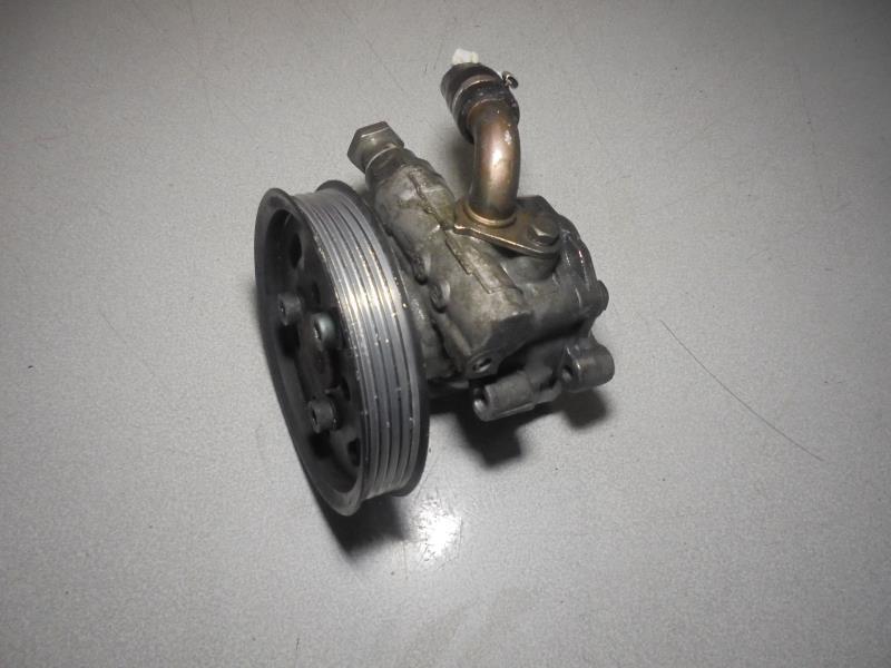 Pompe de direction VOLKSWAGEN PASSAT 4 PHASE 2 Diesel - 1