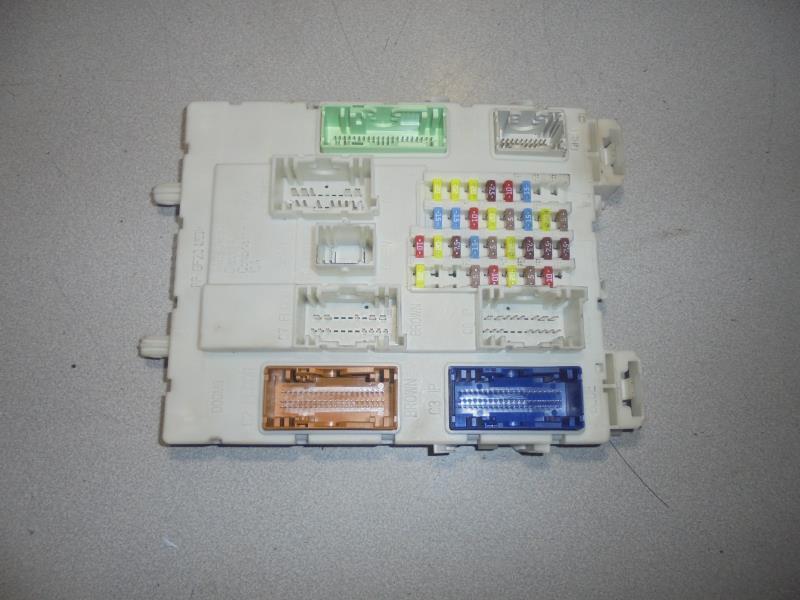 Porte fusible FORD FOCUS 3 PHASE 2 Essence - 1