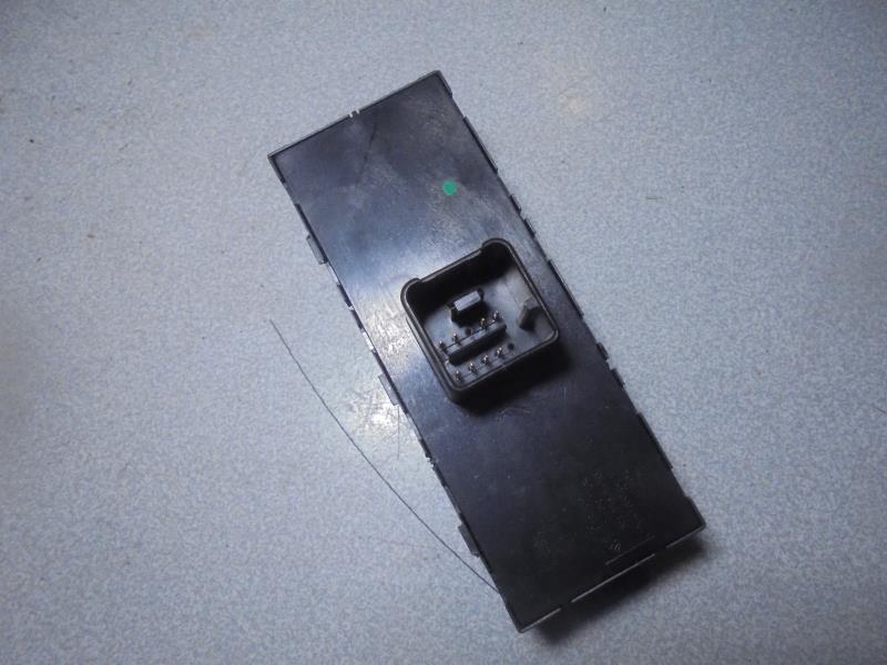 Interrupteur de leve vitre avant gauche SEAT LEON 2 PHASE 1 Diesel - 1