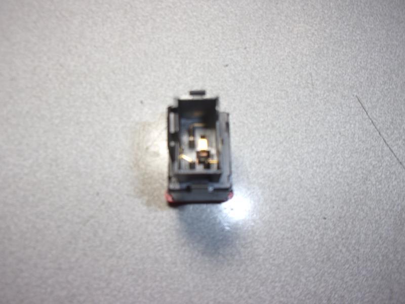 Bouton de warning VOLKSWAGEN TRANSPORTER 5 PHASE 1 Diesel - 1