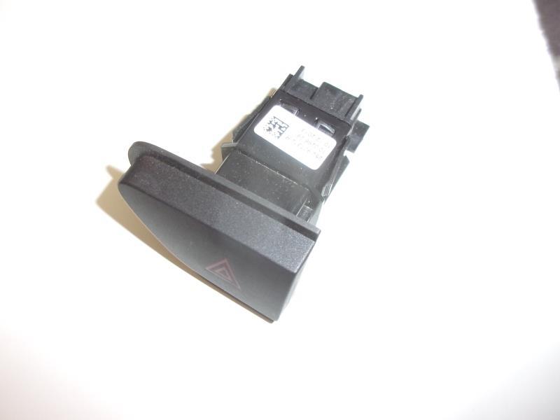 Bouton de warning RENAULT CAPTUR 1 PHASE 1 Essence - 1
