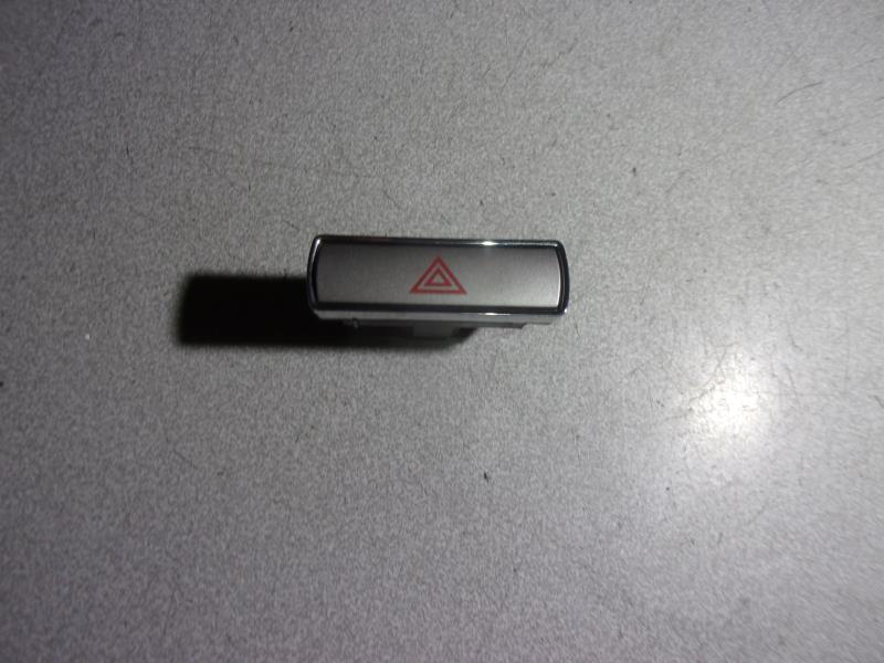 Bouton de warning FORD S-MAX 1 PHASE 1 Diesel - 1