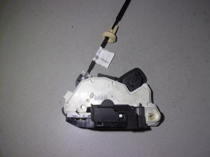 Serrure avant droit VOLKSWAGEN GOLF 6 Diesel - 1