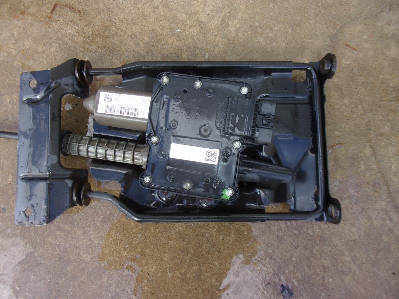 Bloc electrique de frein a main OPEL MERIVA B PHASE 1 Diesel - 1