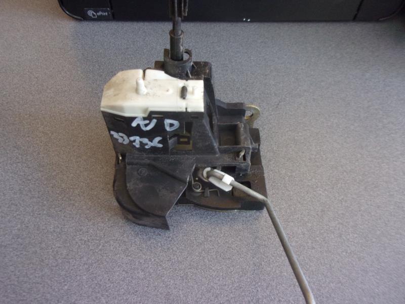 Serrure avant droit RENAULT CLIO 2 PHASE 2 Essence - 1
