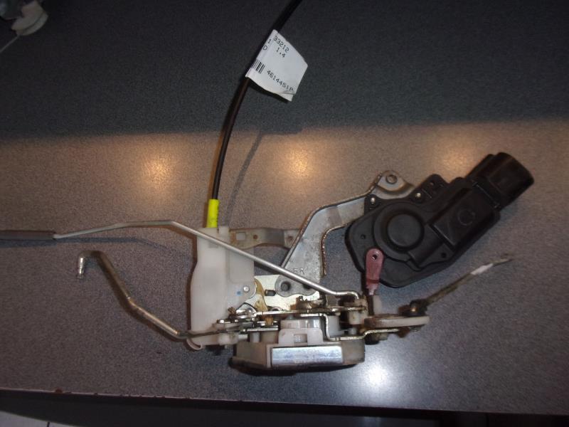 Serrure avant droit CITROEN C1 1 PHASE 1 Diesel - 1