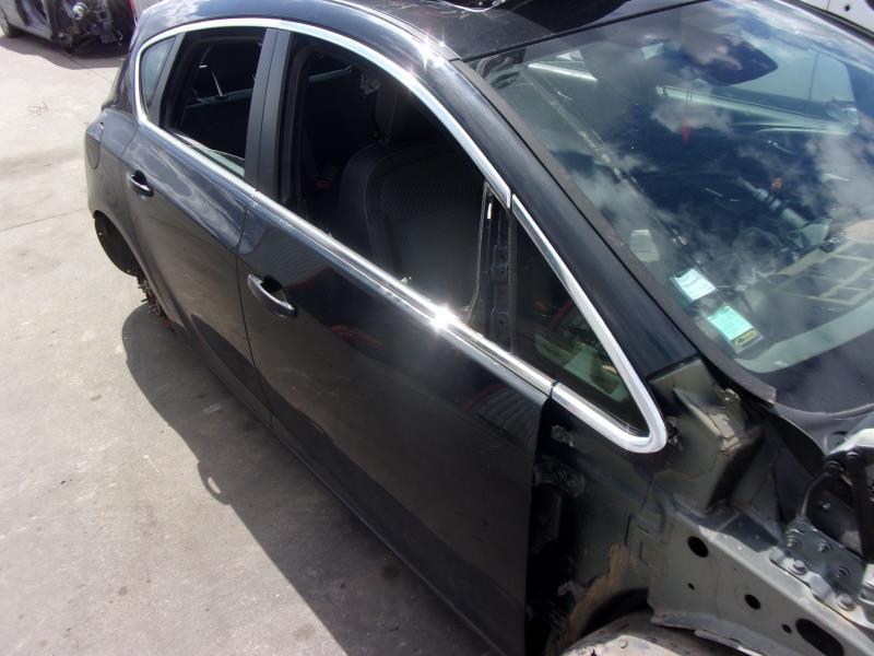 Serrure de hayon OPEL ASTRA J PHASE 1 Diesel - 1