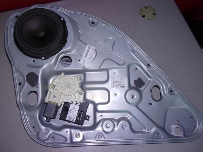 Leve vitre electrique arriere gauche FORD FOCUS 2 PHASE 2 Essence - 1