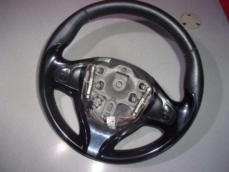Volant RENAULT CLIO 4 PHASE 1 Diesel - 1