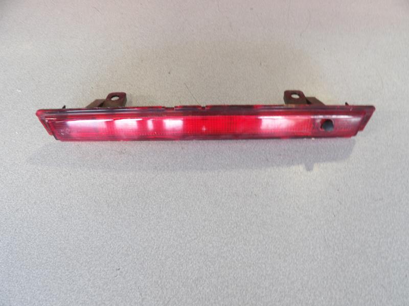 Feu arriere stop central RENAULT CLIO 4 PHASE 1 Diesel - 1