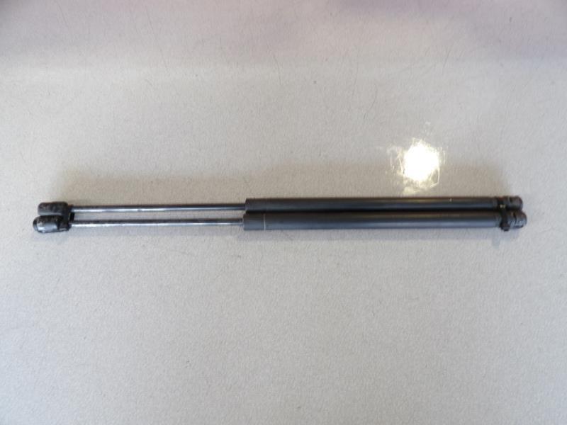 Verin de coffre PEUGEOT 307 PHASE 1 BREAK Diesel - 1