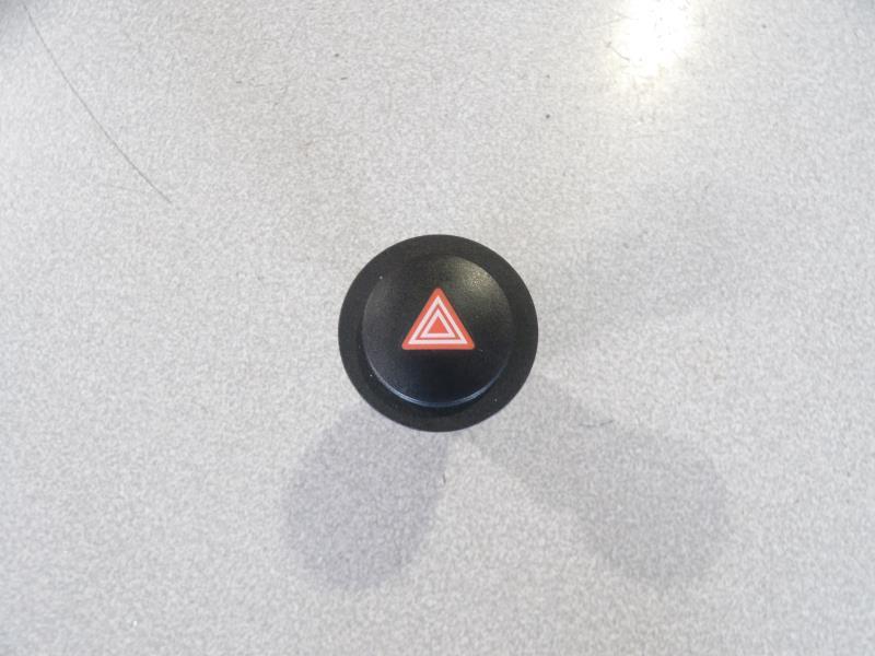 Bouton de warning PEUGEOT 108 Essence - 1