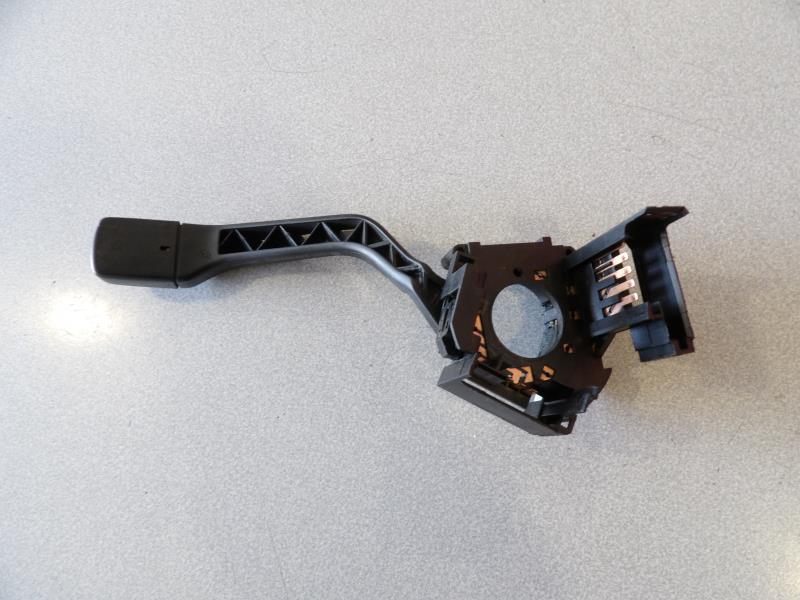 Commodo d'essuie glaces VOLKSWAGEN GOLF 2 Essence - 1