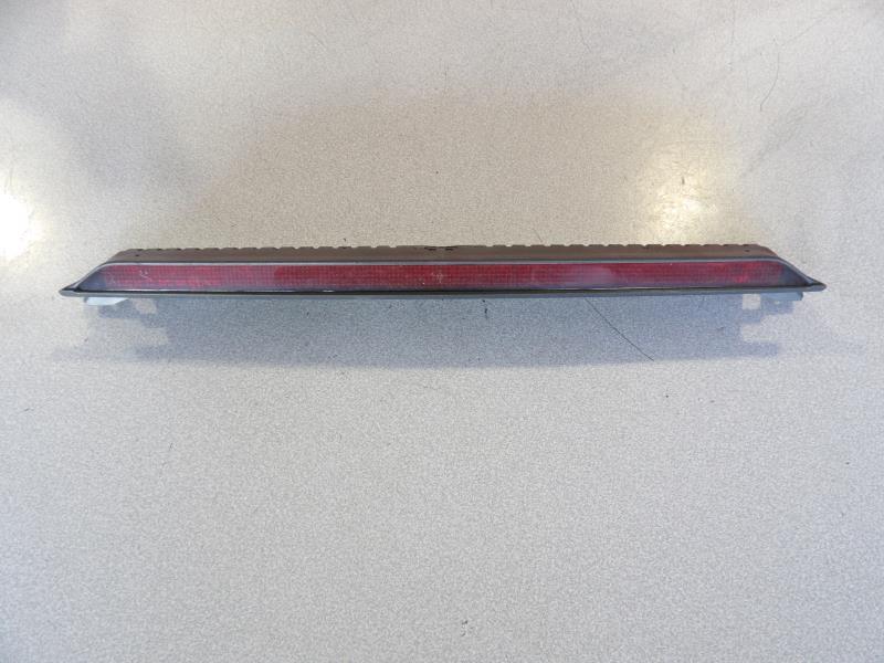 Feu arriere stop central VOLKSWAGEN GOLF 4 Diesel - 1