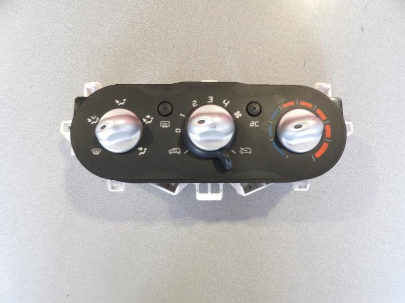 Commande chauffage RENAULT TWINGO 2 PHASE 2 Essence - 1
